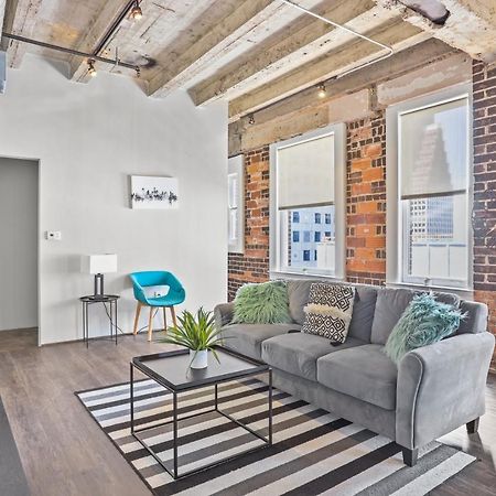 Frontdesk I The Rice Apts Downtown Houstonアパートメント エクステリア 写真
